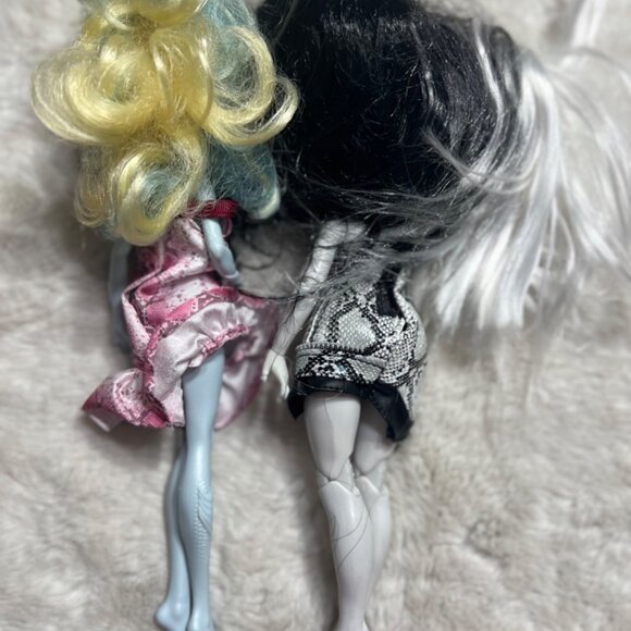 Monster High Dolls Set Of 2: Lagoona Blue & Frankie Stein In Stylish Outfits - Picture 3 of 4